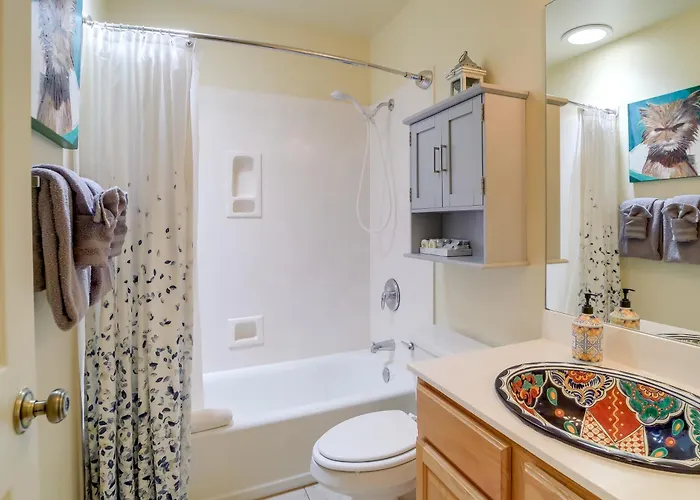 3 Mi To Dtwn Red Rock Retreat With Patio *
