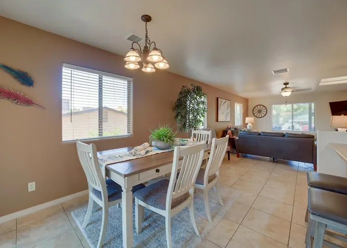 Holiday home 3 Mi To Dtwn Red Rock Retreat With Patio Sedona