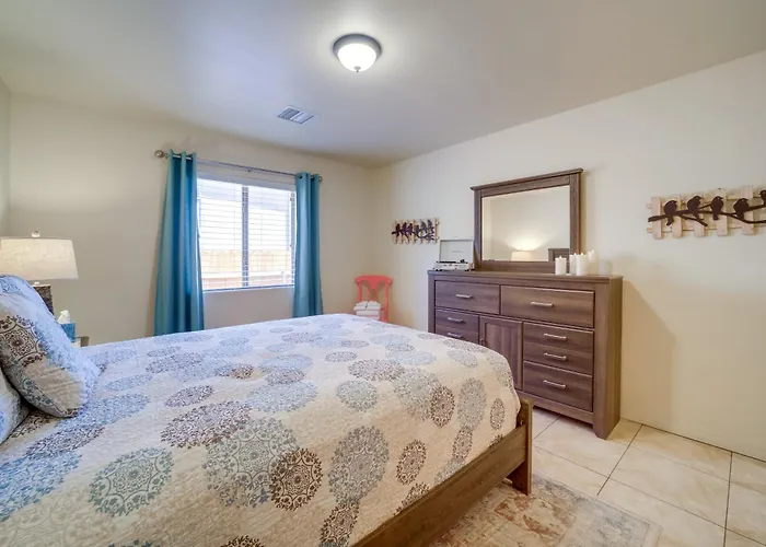 Holiday home 3 Mi To Dtwn Red Rock Retreat With Patio Sedona